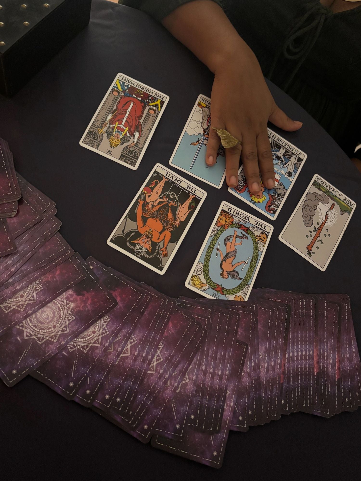 Tarot & Tonic: Vision Boarding Workshop